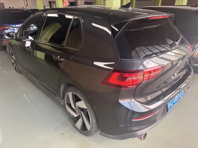 Volkswagen Golf GTI — Фото автомобиля 6