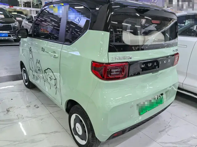 Wuling Hongguang Mini EV — Фото автомобиля 4