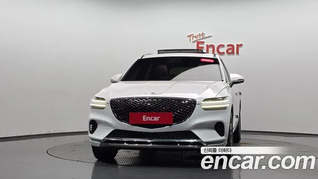 Genesis GV70 — Фото автомобиля 3