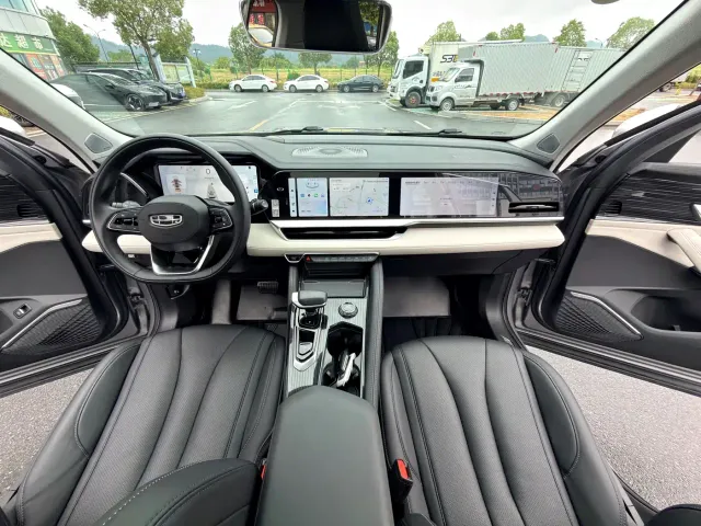 Geely Xingyue L — Фото автомобиля 15