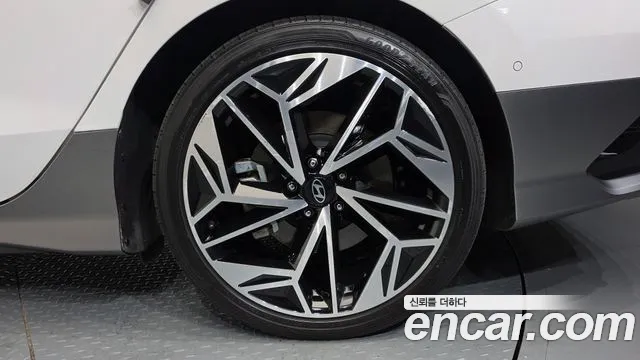 Hyundai Ioniq 6 — Фото автомобиля 6