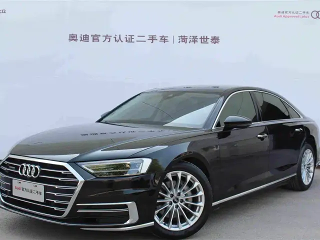 Фотография автомобиля — Audi A8