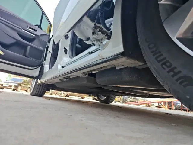 Toyota Sienna — Фото автомобиля 21