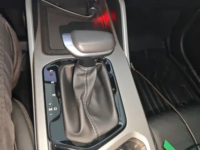 Geely Emgrand — Фото автомобиля 10