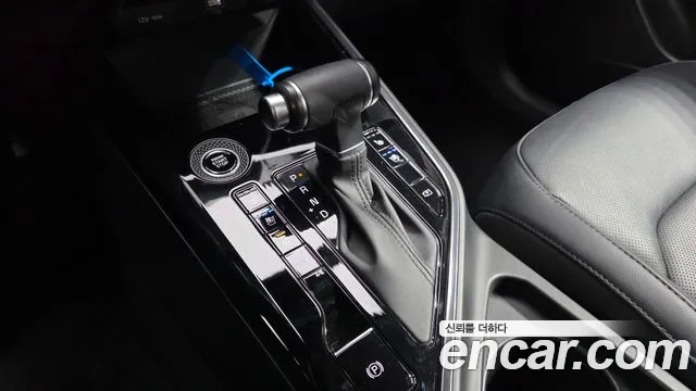 Kia Niro The All New Niro — Фото автомобиля 12