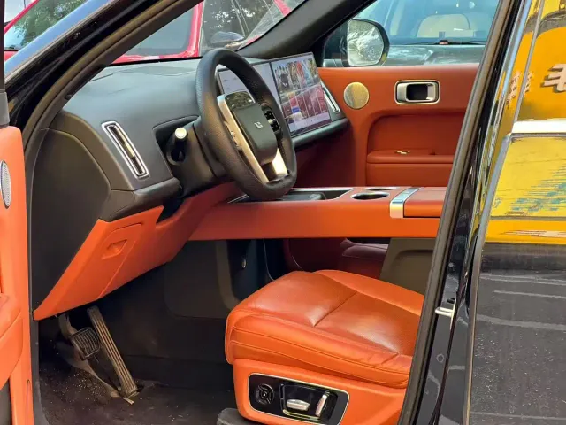 Li Auto L9 — Фото автомобиля 3