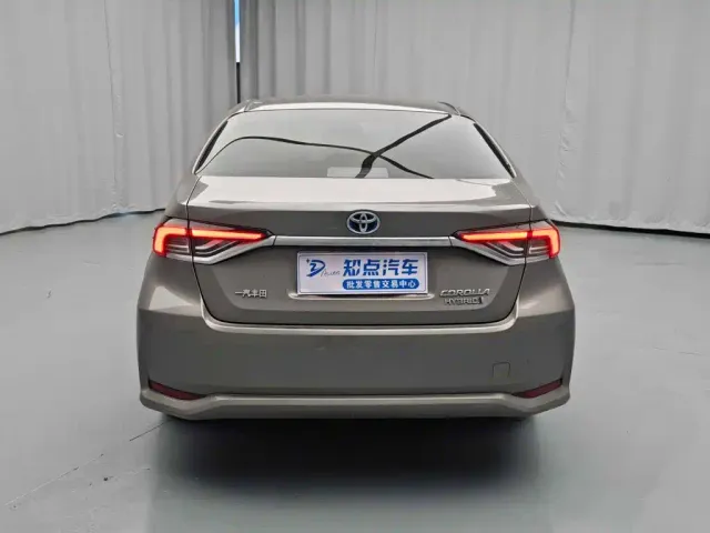 Toyota Corolla — Фото автомобиля 5