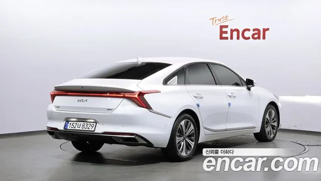 Kia K8 Hybrid — Фото автомобиля 2