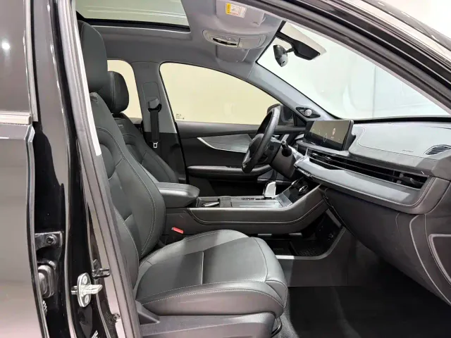 Chery Tiggo 7 PLUS — Фото автомобиля 8
