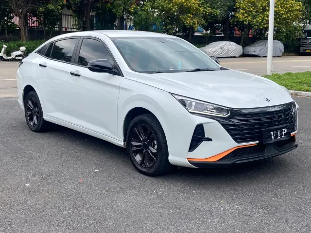 Dongfeng Yixuan — Фото автомобиля 9