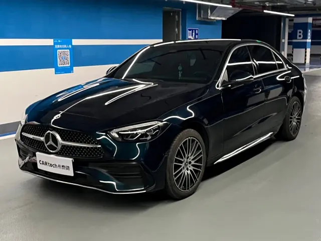 Фотография автомобиля — Mercedes-Benz C-Class