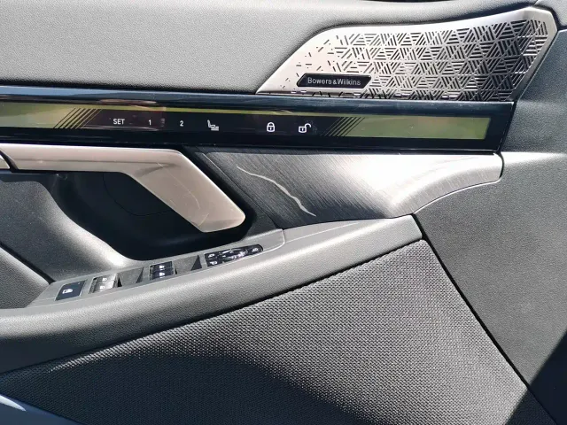 BMW 5 Series — Фото автомобиля 27