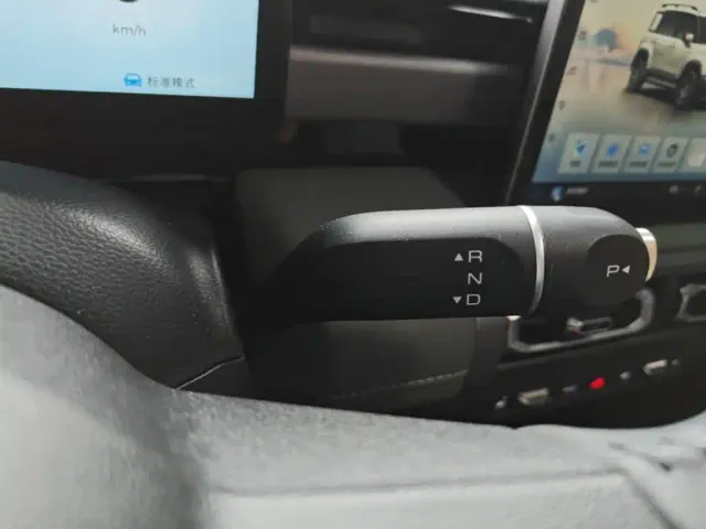 Baojun Yep Plus — Фото автомобиля 13