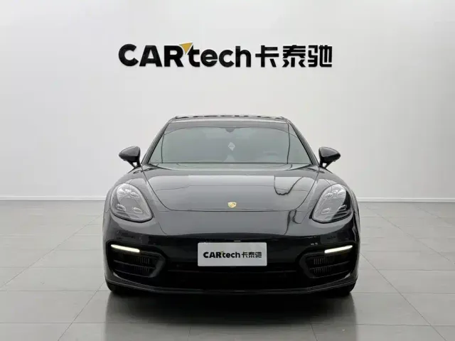 Porsche Panamera — Фото автомобиля 2