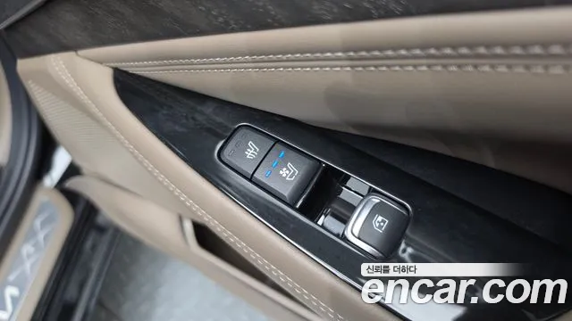 Kia K8 — Фото автомобиля 28