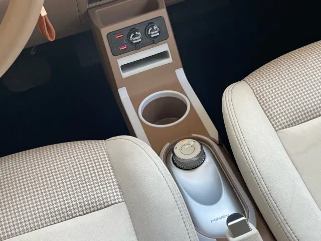 Wuling Hongguang Mini EV — Фото автомобиля 12