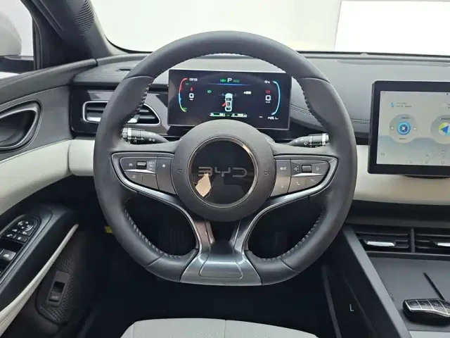 BYD Seal 06 — Фото автомобиля 15