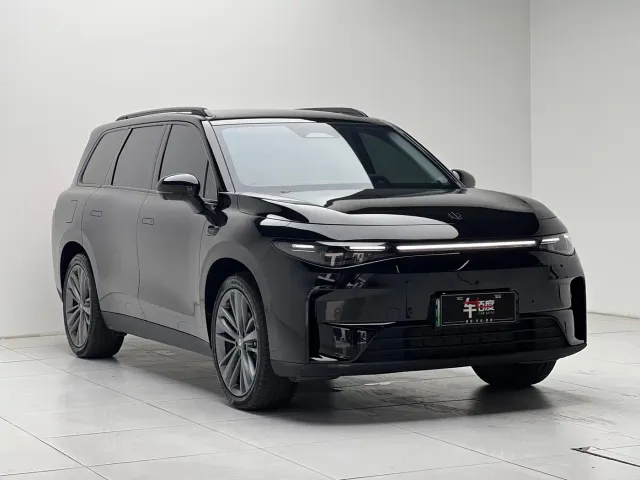 Leapmotor C16 — Фото автомобиля 3