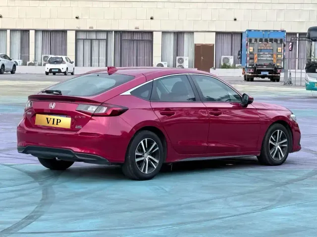 Honda Civic — Фото автомобиля 2