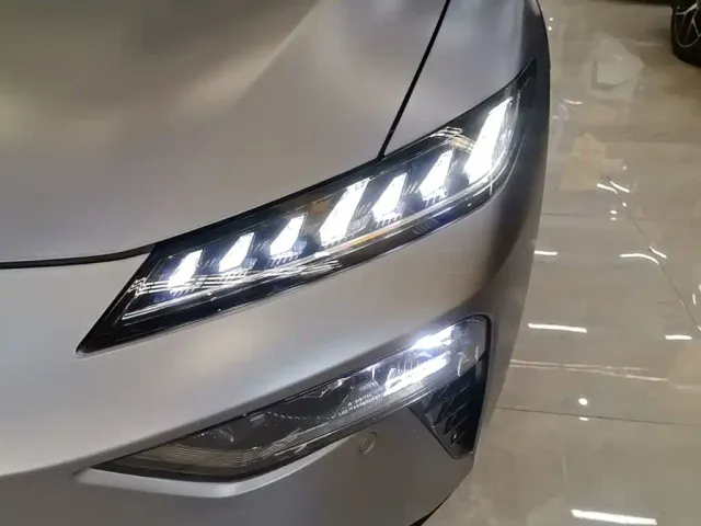 Dongfeng eπ 007 — Фото автомобиля 23