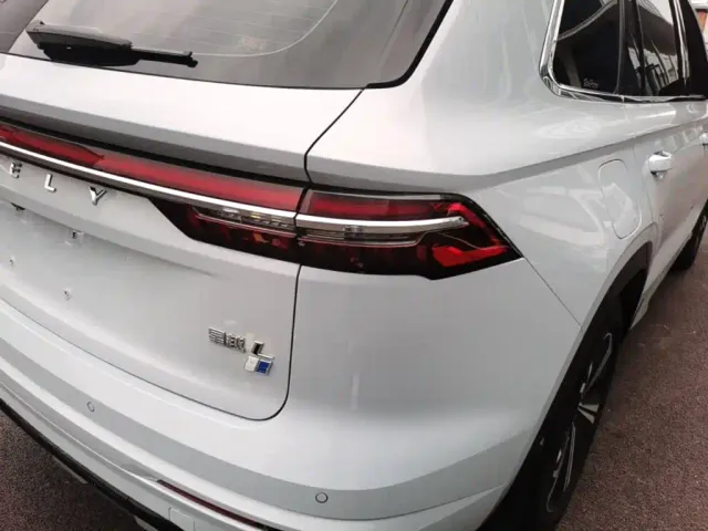 Geely Xingyue L — Фото автомобиля 7