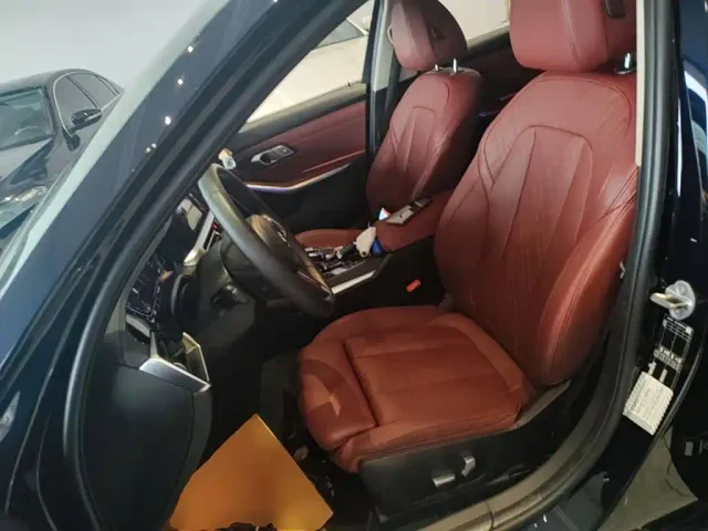 BMW 3 Series — Фото автомобиля 14