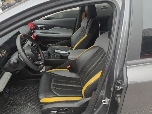 GAC Trumpchi Emkoo — Фото автомобиля 16
