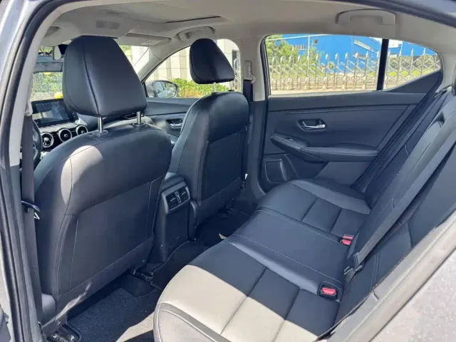 Nissan Sylphy — Фото автомобиля 8