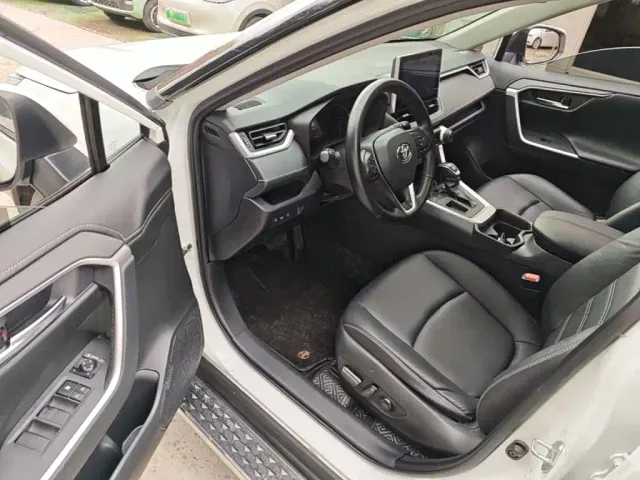 Toyota RAV4 Rongfang 2022 2.0L CVT 2WD Trend Plus Edition — Фото автомобиля 15