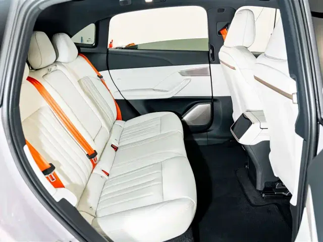 Ledao Ledao L60 2024 60kWh AWD Version — Фото автомобиля 22