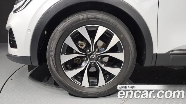 Renault Korea XM3 — Фото автомобиля 5