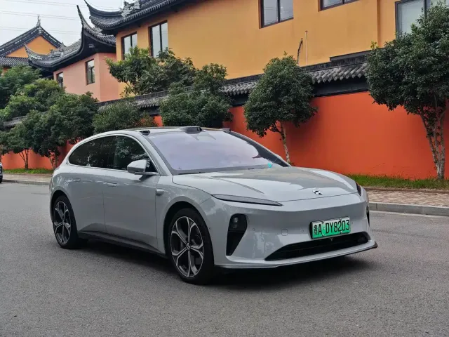 Nio ET5 Touring — Фото автомобиля 3