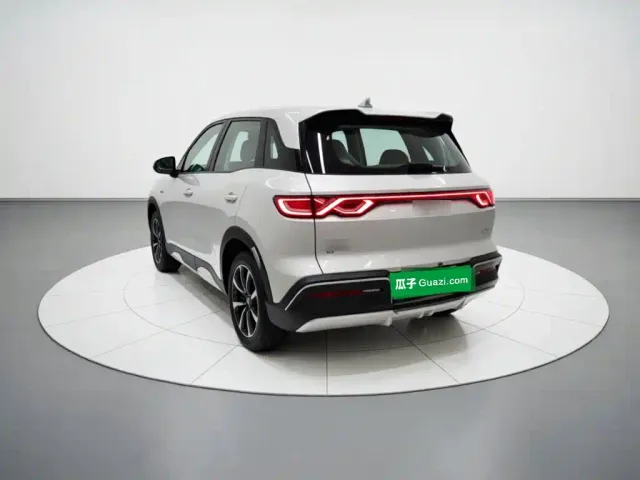 BYD Yuan UP — Фото автомобиля 4