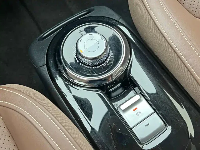 Wuling Bingo — Фото автомобиля 17