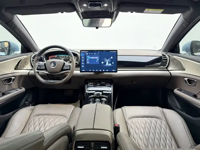 BYD Han — Фото автомобиля 13