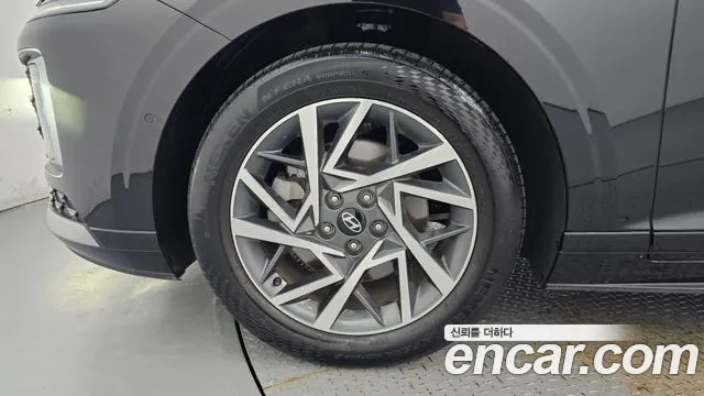 Hyundai Grandeur Grandeur (GN7) 2.5 Бензин 2WD — Фото автомобиля 5