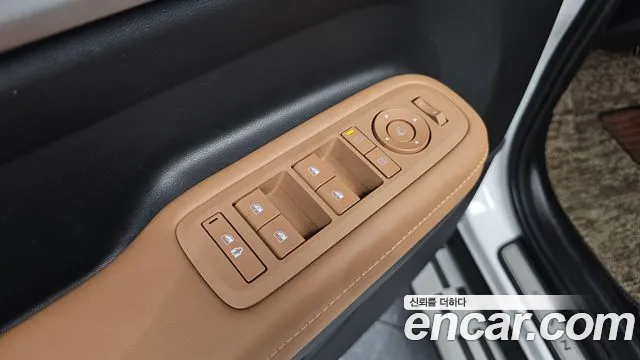 Hyundai Santa Fe — Фото автомобиля 28