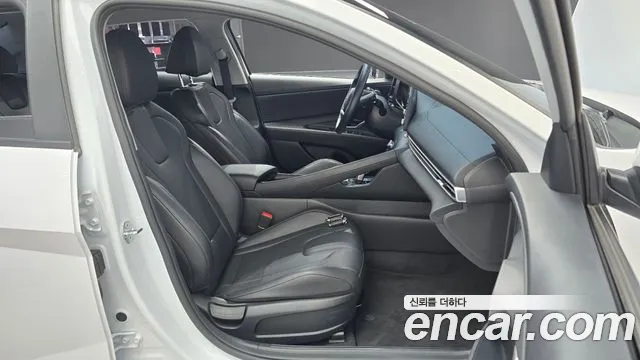 Hyundai AVANTE Smart — Фото автомобиля 26