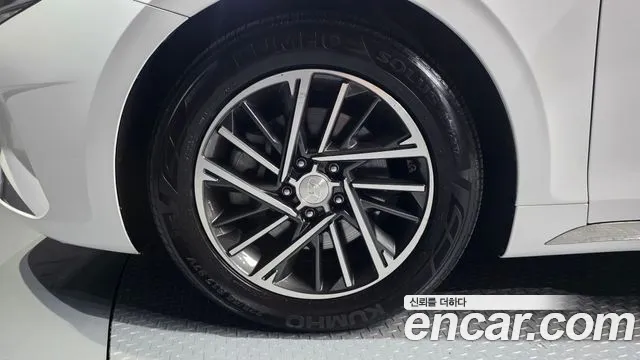 Hyundai Grandeur Новый Grandeur IG — Фото автомобиля 5
