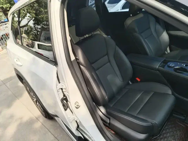 Nissan X-Trail — Фото автомобиля 19
