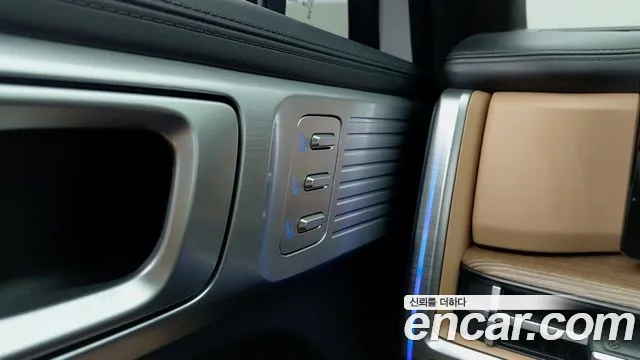 Hyundai Santafe Santa Fe (MX5) Бензин 2.5T 2WD — Фото автомобиля 12