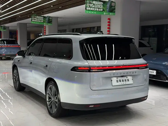 Leapmotor C16 — Фото автомобиля 12
