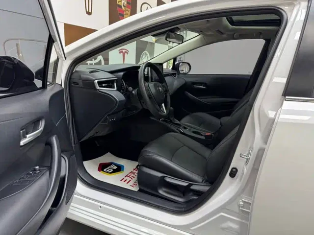 Toyota Corolla — Фото автомобиля 7