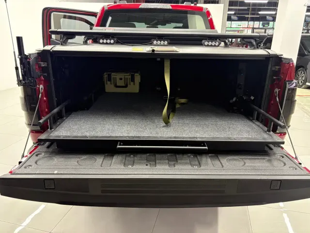 Ford F-150 Raptor — Фото автомобиля 14