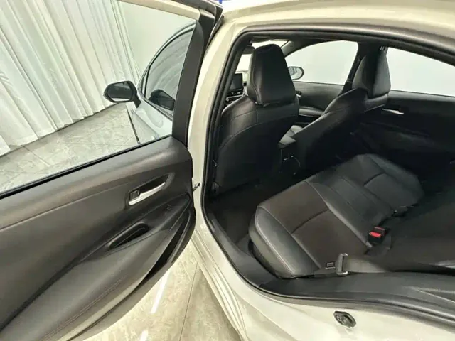 Toyota Levin 2022 Dual Engine 1.8H E-CVT Sport Edition — Фото автомобиля 8