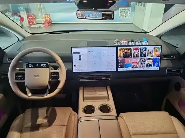 Li Auto MEGA — Фото автомобиля 8