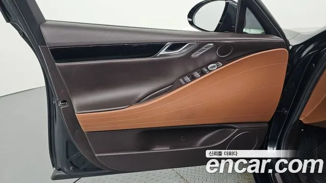 Genesis G80 RG3 — Фото автомобиля 13