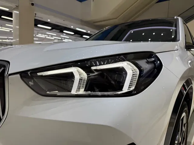 BMW X1 — Фото автомобиля 9
