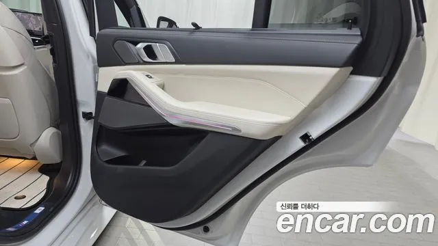 BMW X5 xDrive 40i M Sport — Фото автомобиля 21