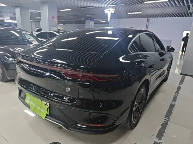 BYD Han — Фото автомобиля 6